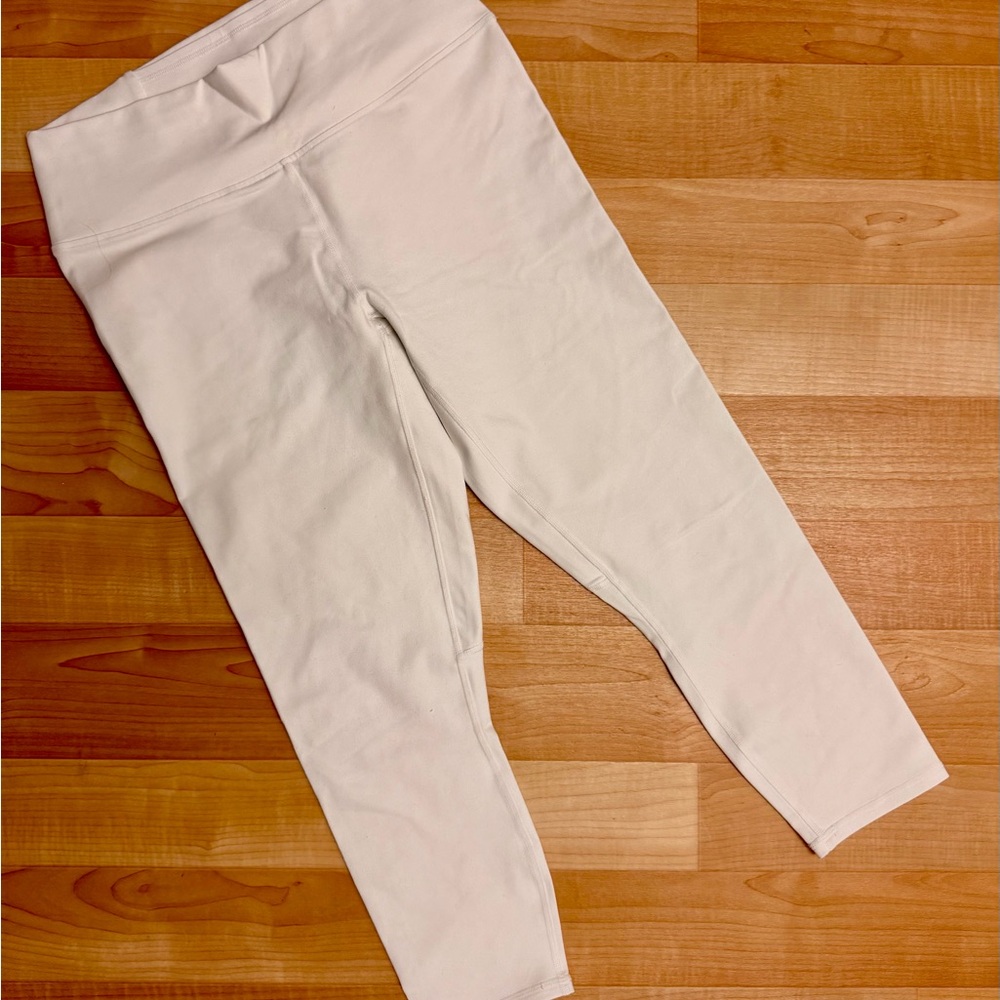 Fabletics PowerHold High-Waisted Leggings | Size M | White | NWOT